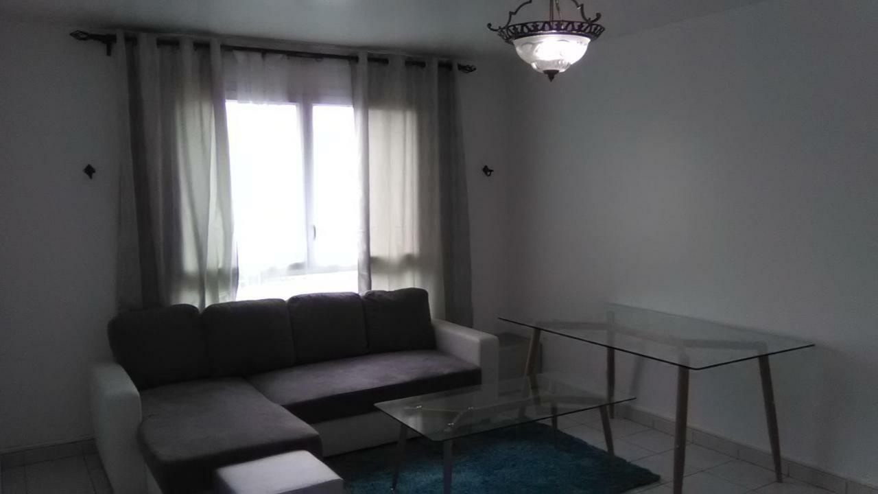 Appartements Sully Мант-ла-Жолі Екстер'єр фото